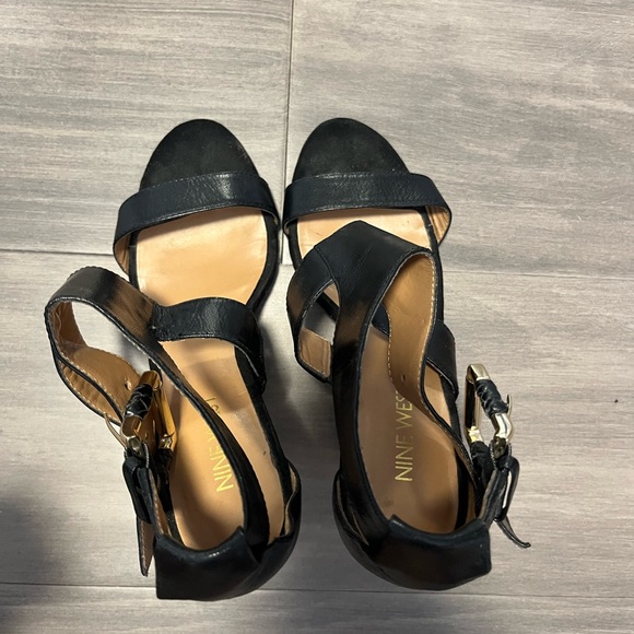 Nine West black heels - Picture 8 of 9